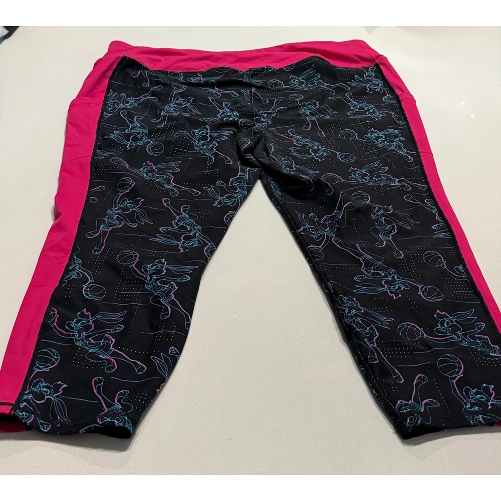 Space‎ Jam A New Legacy Bugs Bunny Graphic Print Capri Leggings Women's Size 4X